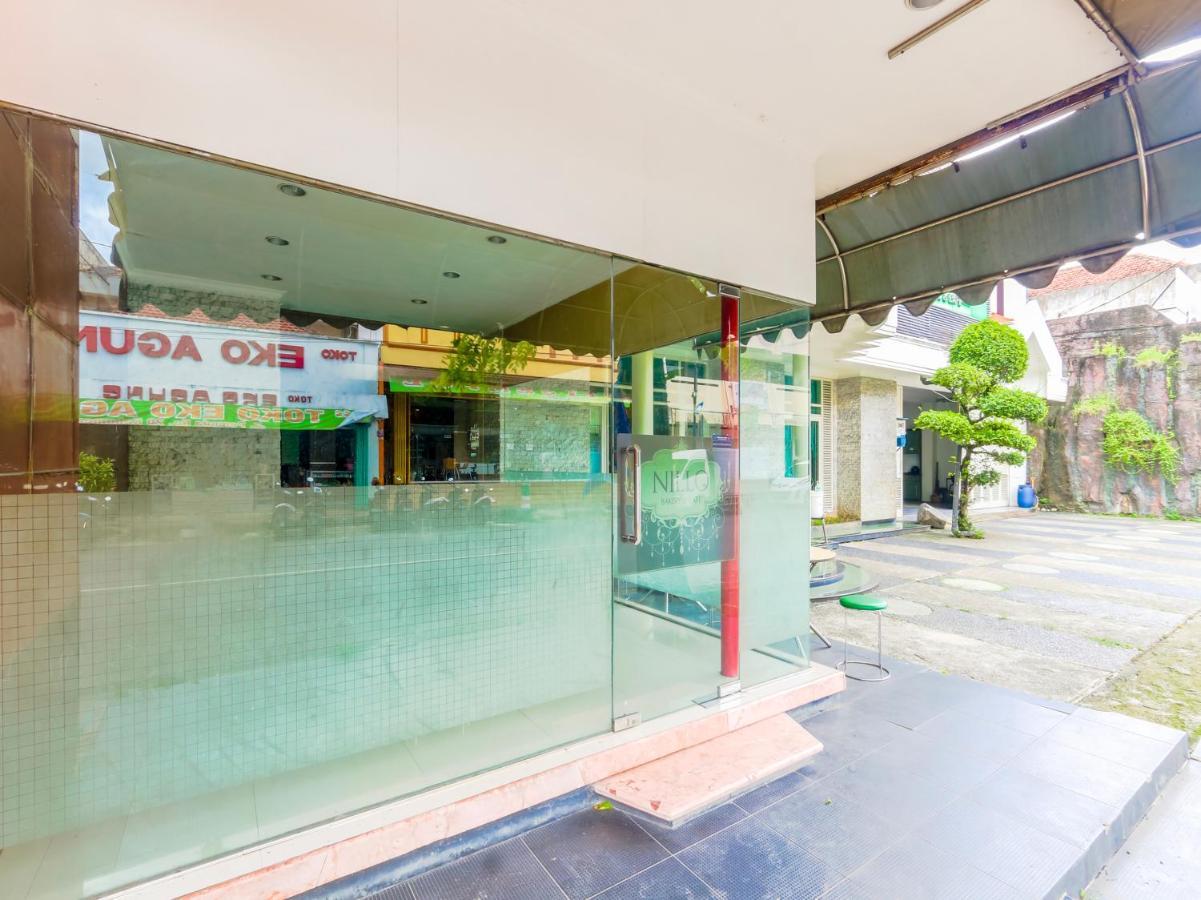 Oyo 90788 Nillo Hotel Kebumen Dış mekan fotoğraf