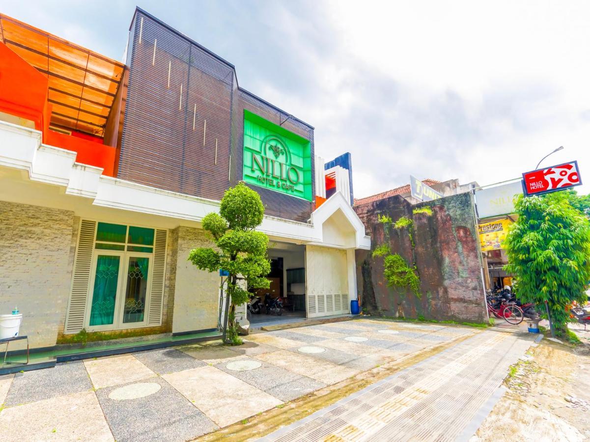 Oyo 90788 Nillo Hotel Kebumen Dış mekan fotoğraf