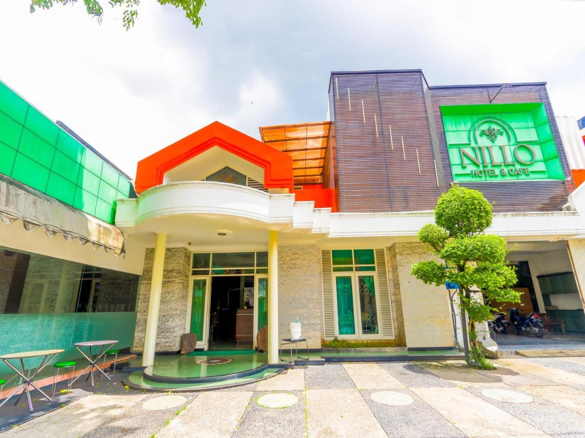 Oyo 90788 Nillo Hotel Kebumen Dış mekan fotoğraf