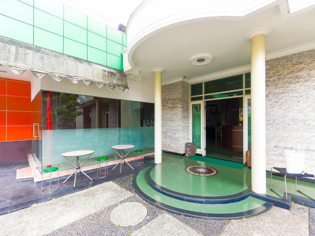 Oyo 90788 Nillo Hotel Kebumen Dış mekan fotoğraf