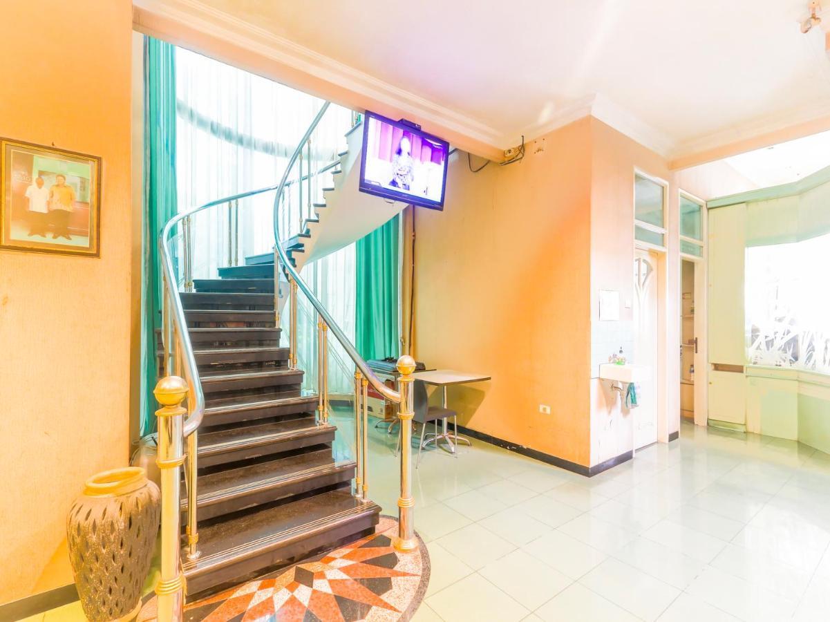 Oyo 90788 Nillo Hotel Kebumen Dış mekan fotoğraf