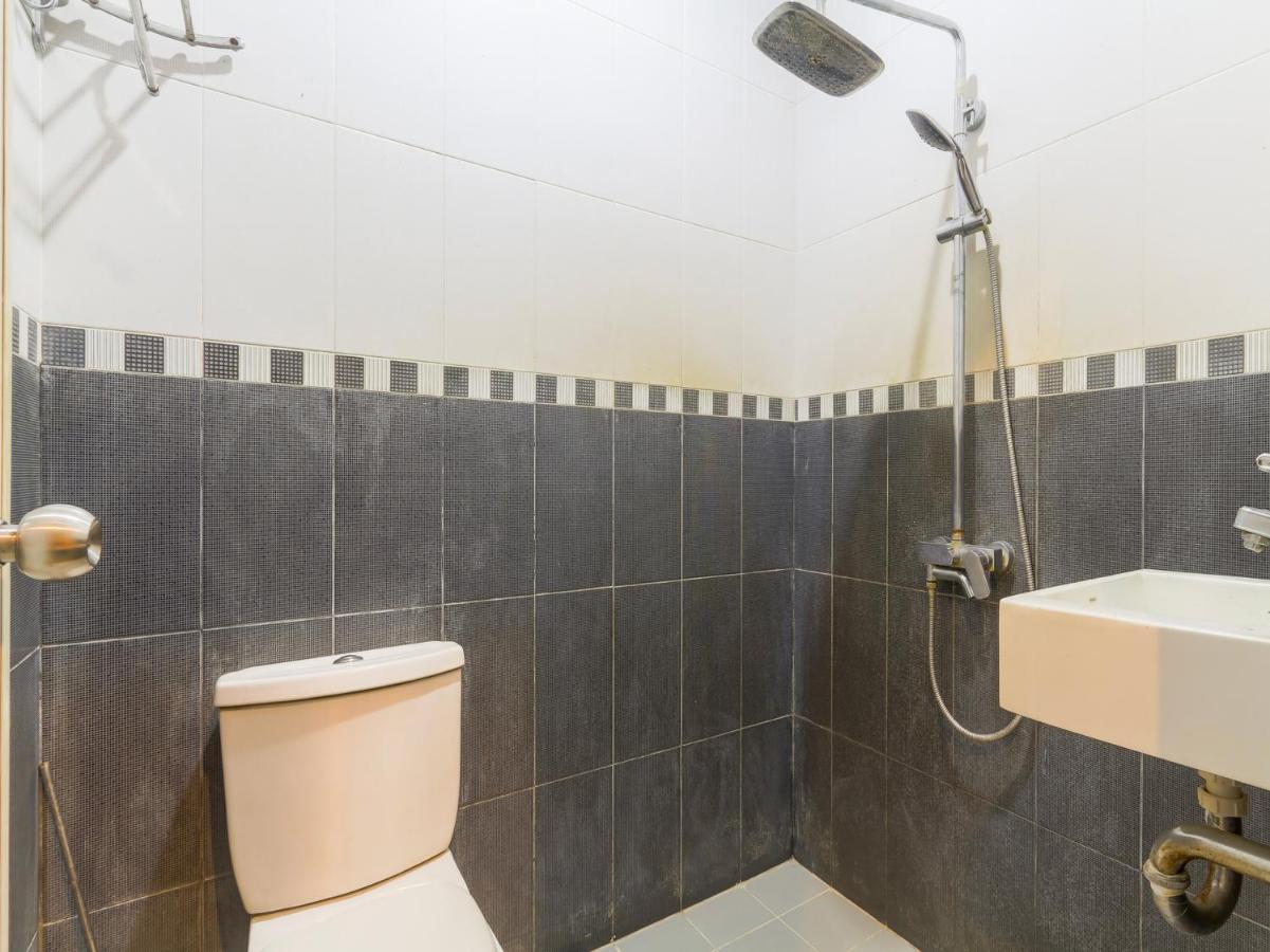 Oyo 90788 Nillo Hotel Kebumen Dış mekan fotoğraf