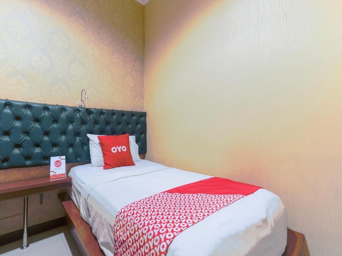 Oyo 90788 Nillo Hotel Kebumen Dış mekan fotoğraf