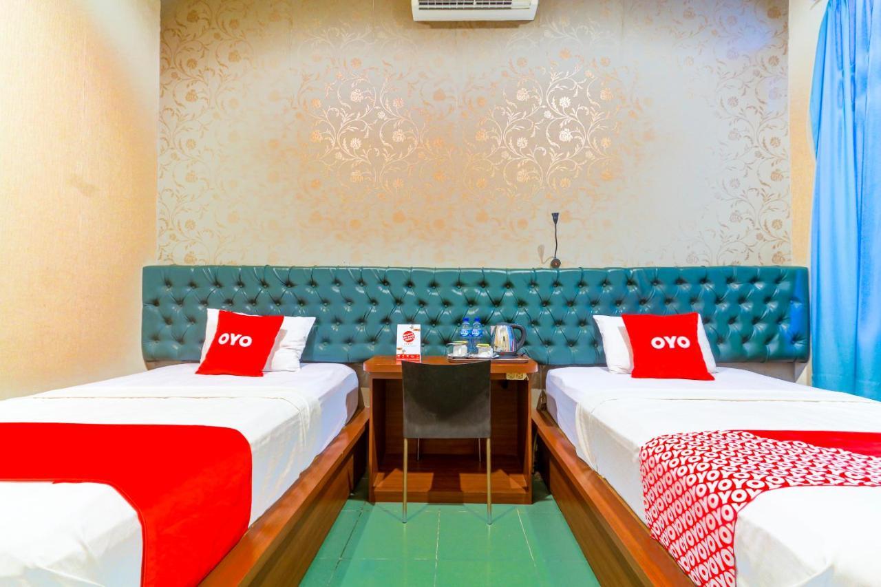 Oyo 90788 Nillo Hotel Kebumen Dış mekan fotoğraf