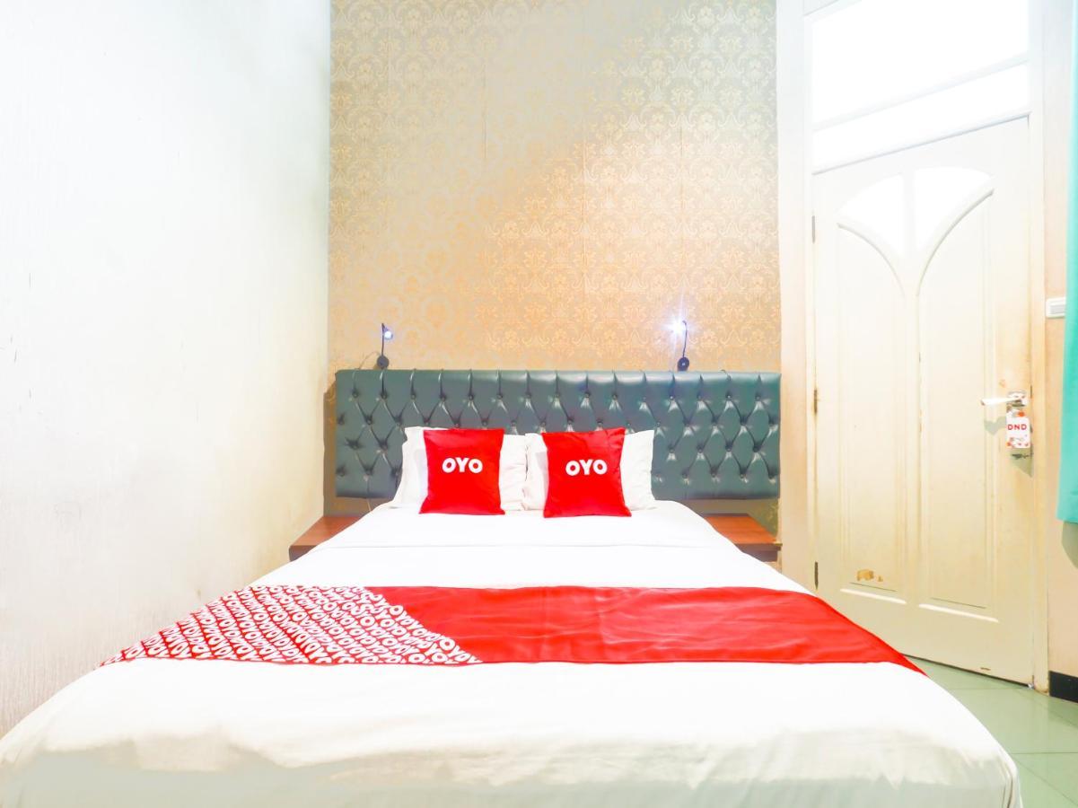Oyo 90788 Nillo Hotel Kebumen Dış mekan fotoğraf
