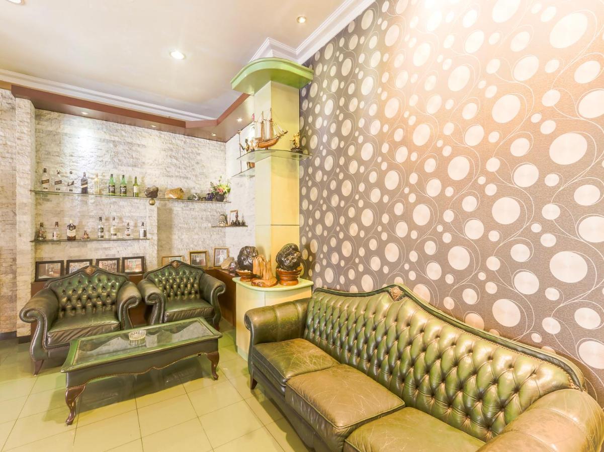 Oyo 90788 Nillo Hotel Kebumen Dış mekan fotoğraf