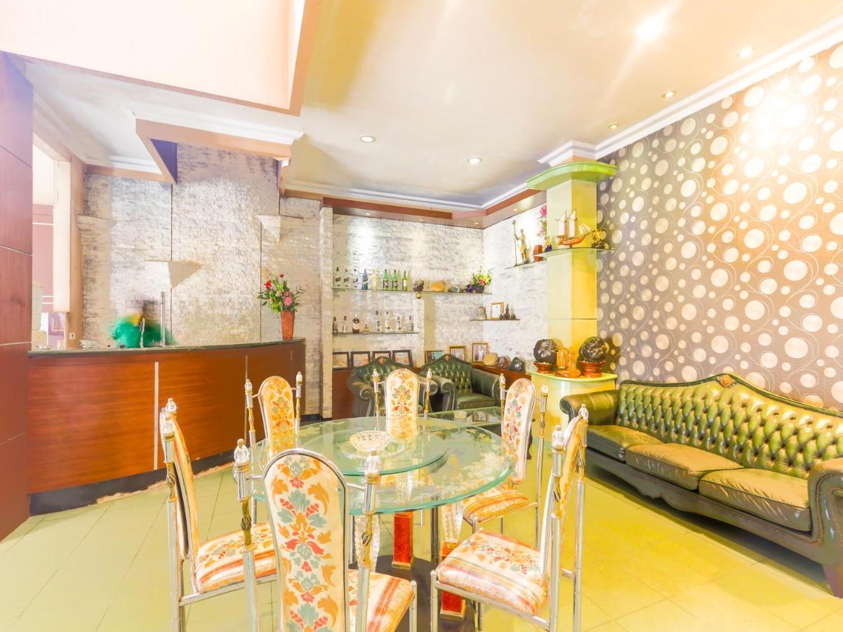 Oyo 90788 Nillo Hotel Kebumen Dış mekan fotoğraf