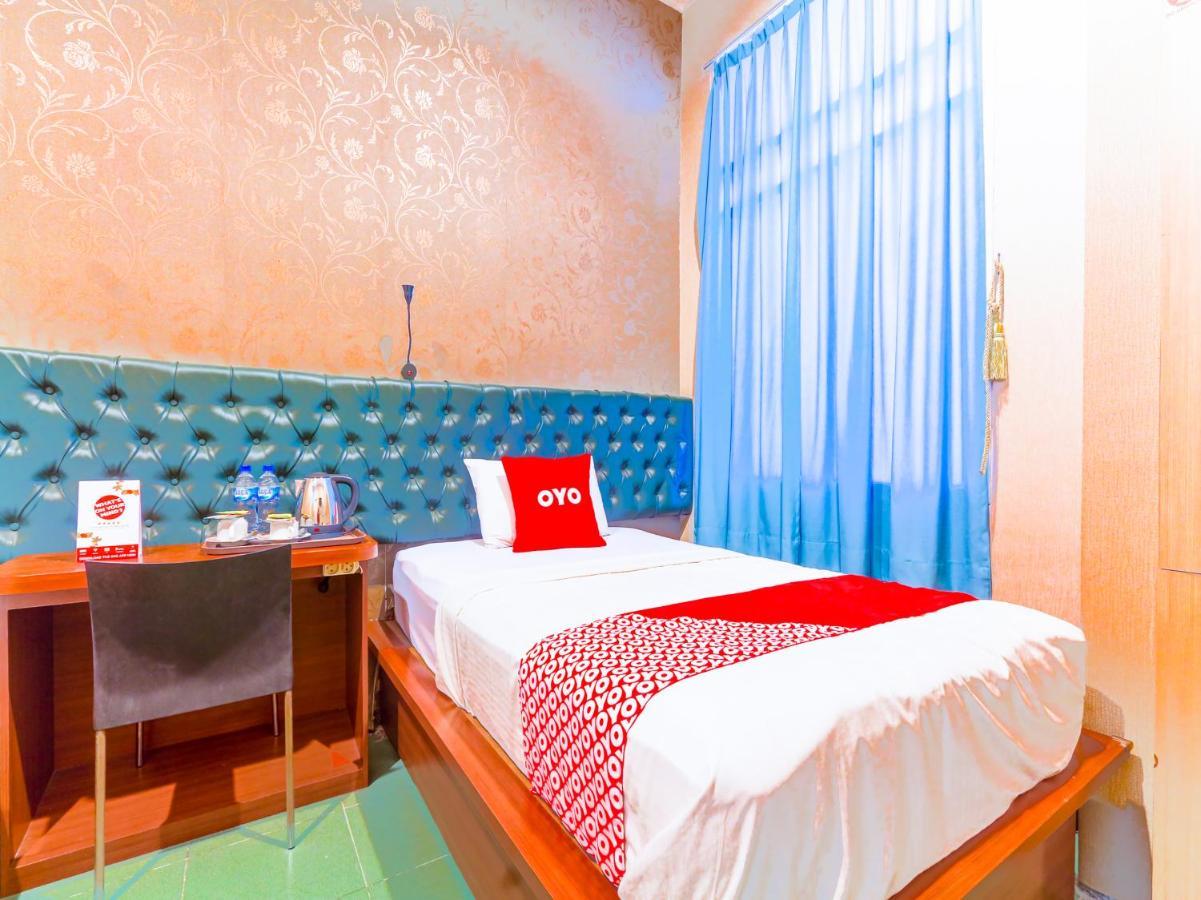 Oyo 90788 Nillo Hotel Kebumen Dış mekan fotoğraf