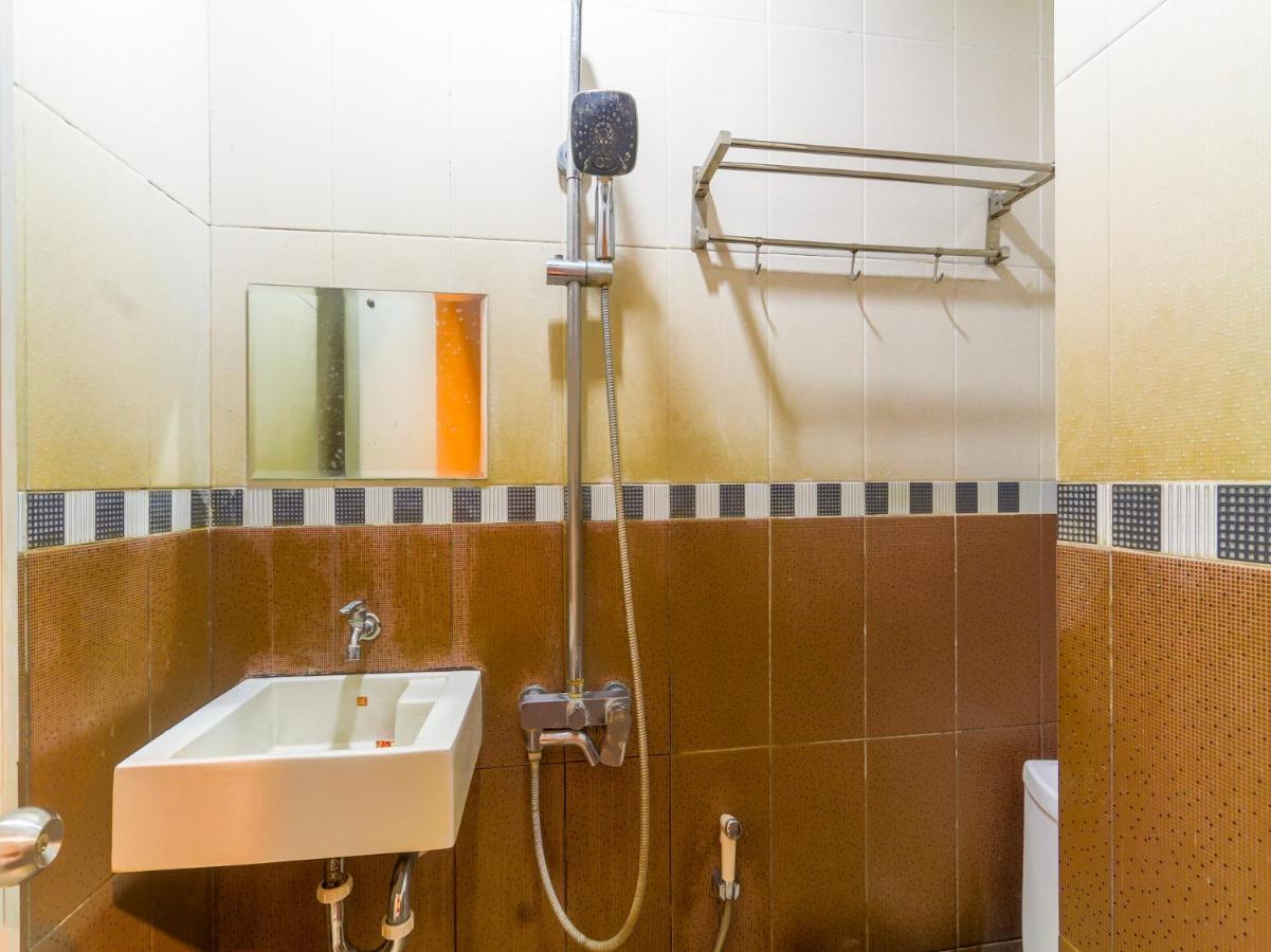 Oyo 90788 Nillo Hotel Kebumen Dış mekan fotoğraf